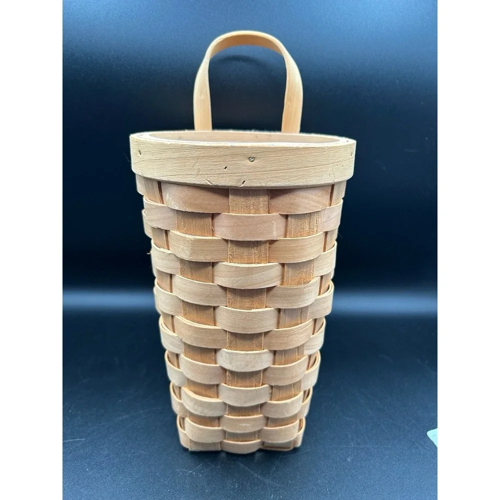 Taskets Renaissance Door Knob Basket With Plastic Liner & Protector